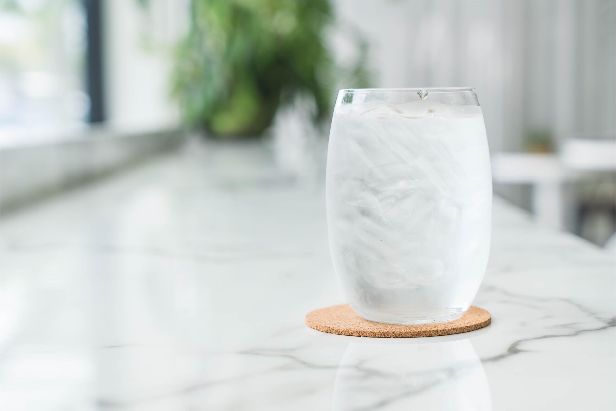 7 Mitos dan Fakta Seputar Minum Air Dingin