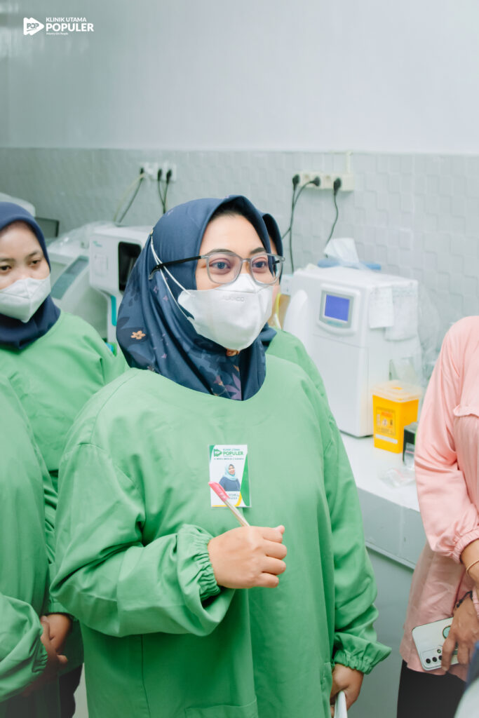 Akreditasi_Klinik Populer BM SBY-108