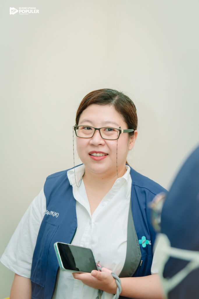 Akreditasi_Klinik Populer BM SBY-135